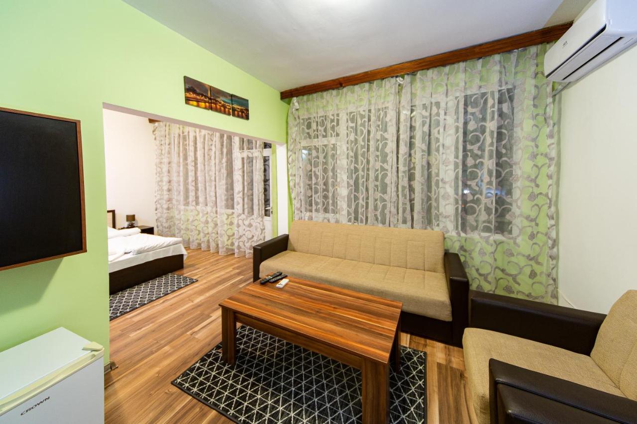 Hotel Tishina Старозагорски-Бани Экстерьер фото